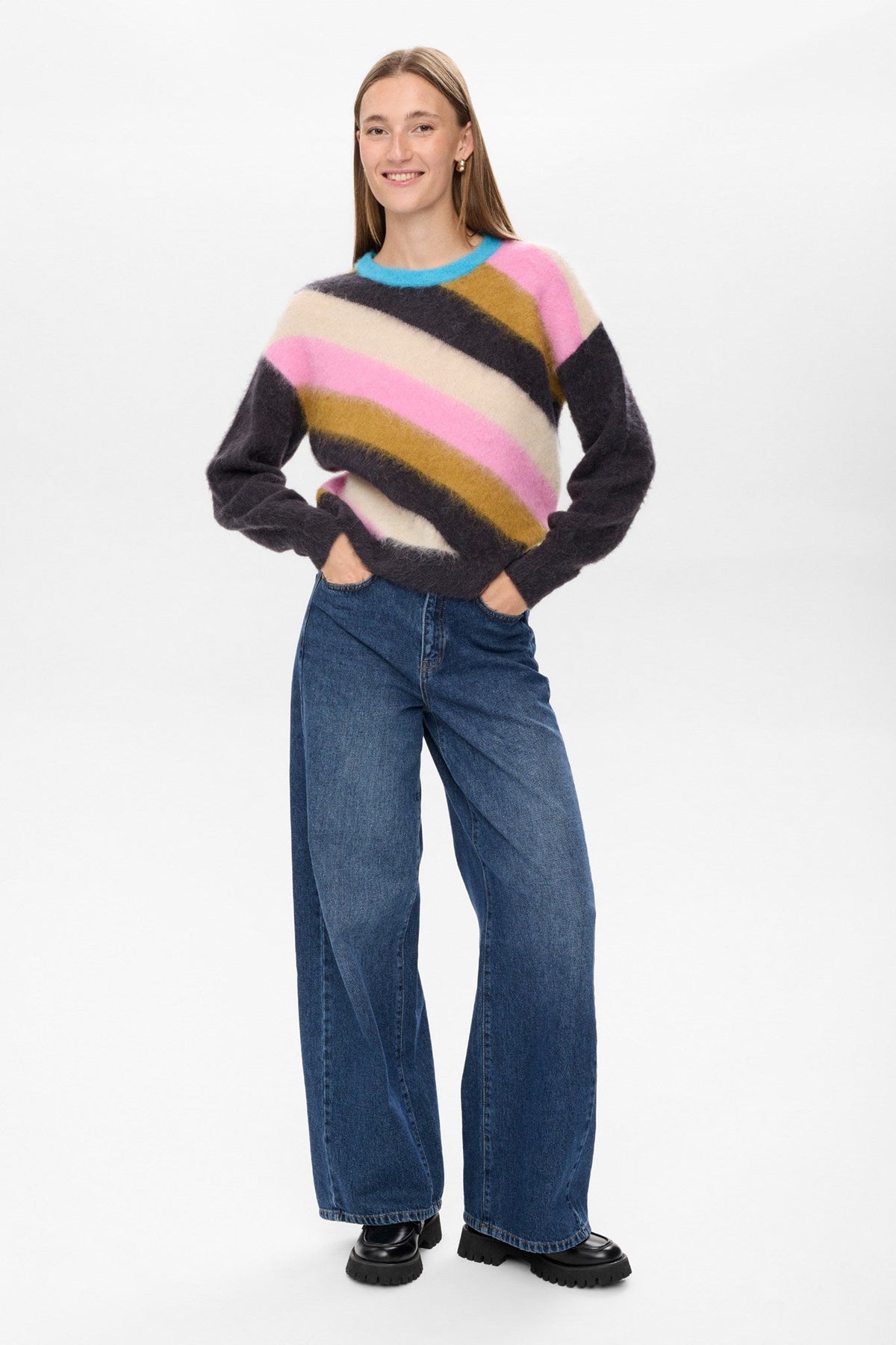 NUSURI MULTI STRIPE PULLOVER  - Obsidian